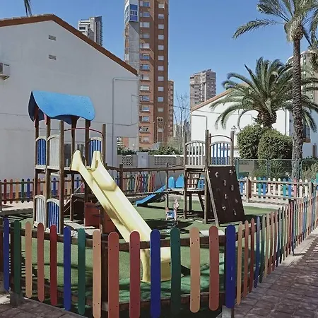2 Bedroom Townhouse In Beautiful Gated Complex Holiday home Benidorm